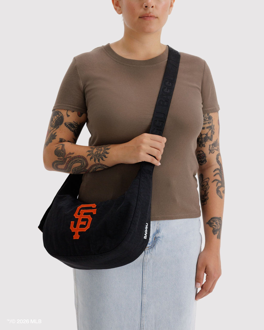 Medium Nylon Crescent Bag - San Francisco Giants™ - City Carry