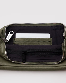 Recycled Leather Pochette - Loden