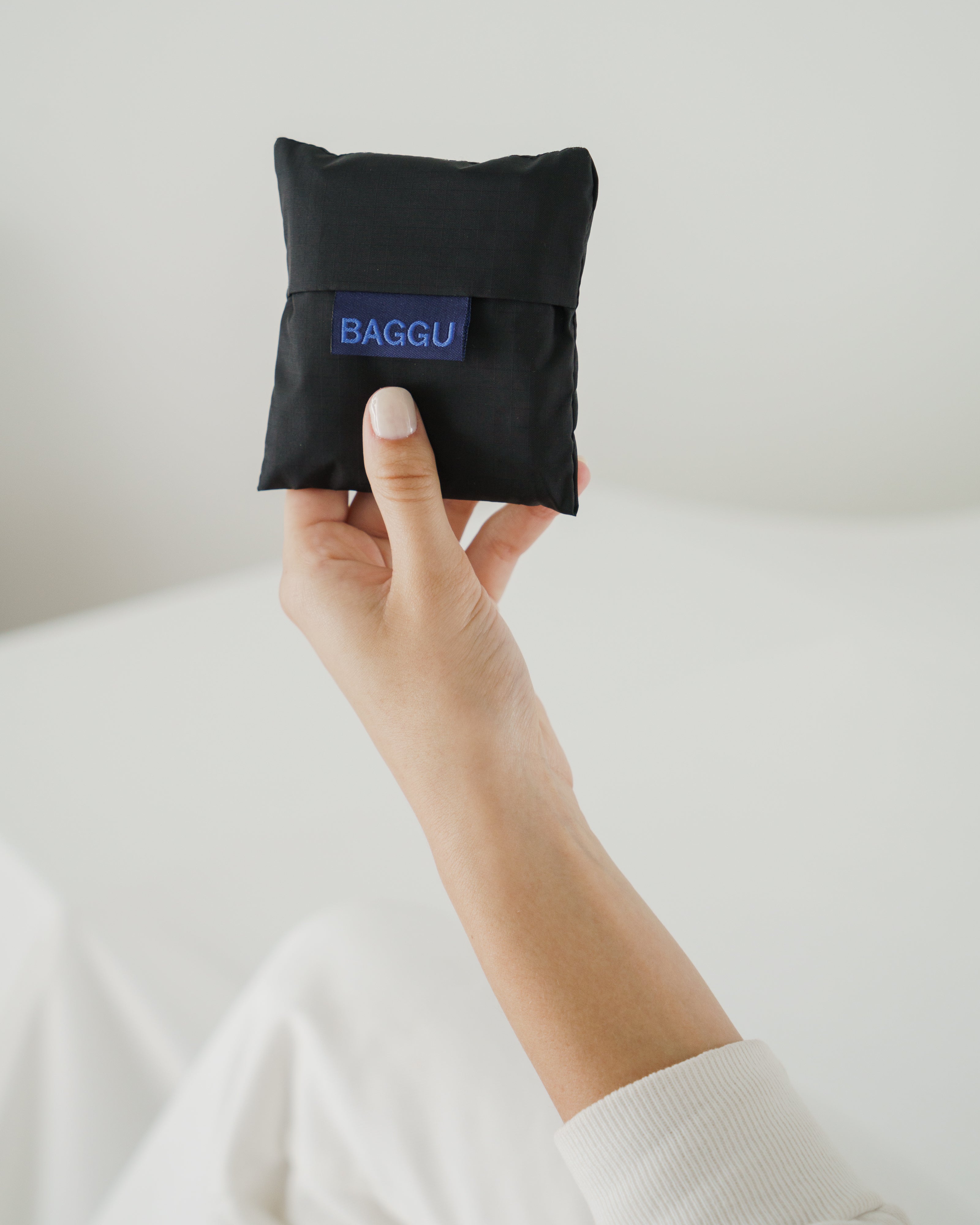 Baby Baggu - Black - Easy Stow