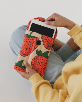 Puffy Tablet Sleeve - Strawberry
